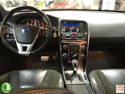 VOLVO – XC60 –  D3 Momentum lleno