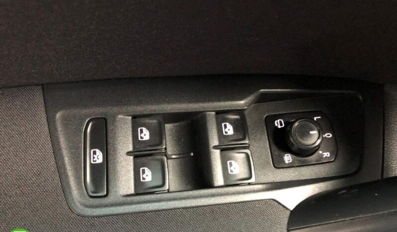 VOLKSWAGEN – Tiguan – Edition 1.4 TSI 92 kW lleno