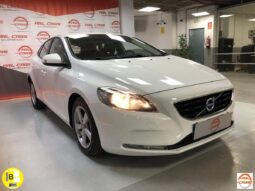 VOLVO – V40 – D2 Kinetic lleno