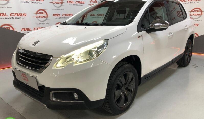 PEUGEOT – 2008 – Style 1.6 BlueHDi 100 lleno
