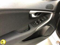 VOLVO – V40 – D2 Kinetic lleno