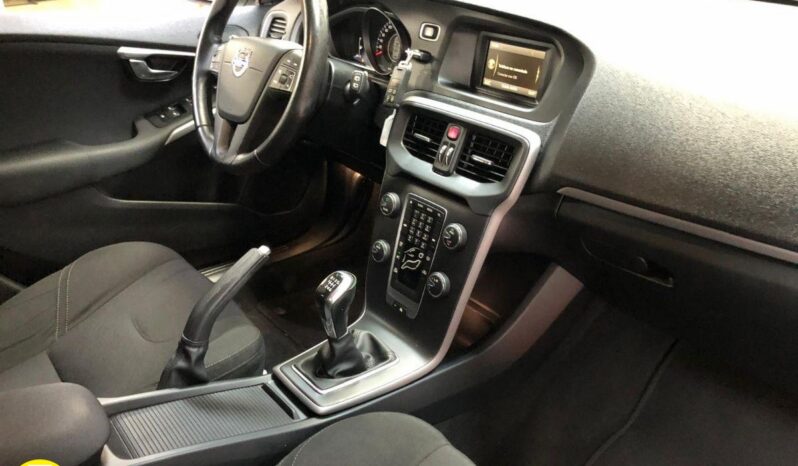 VOLVO – V40 – D2 Kinetic lleno