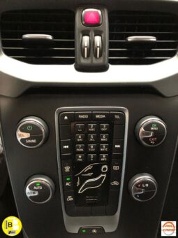 VOLVO – V40 – D2 Kinetic lleno