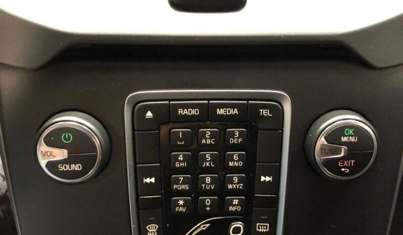 VOLVO – V40 – D2 Kinetic lleno